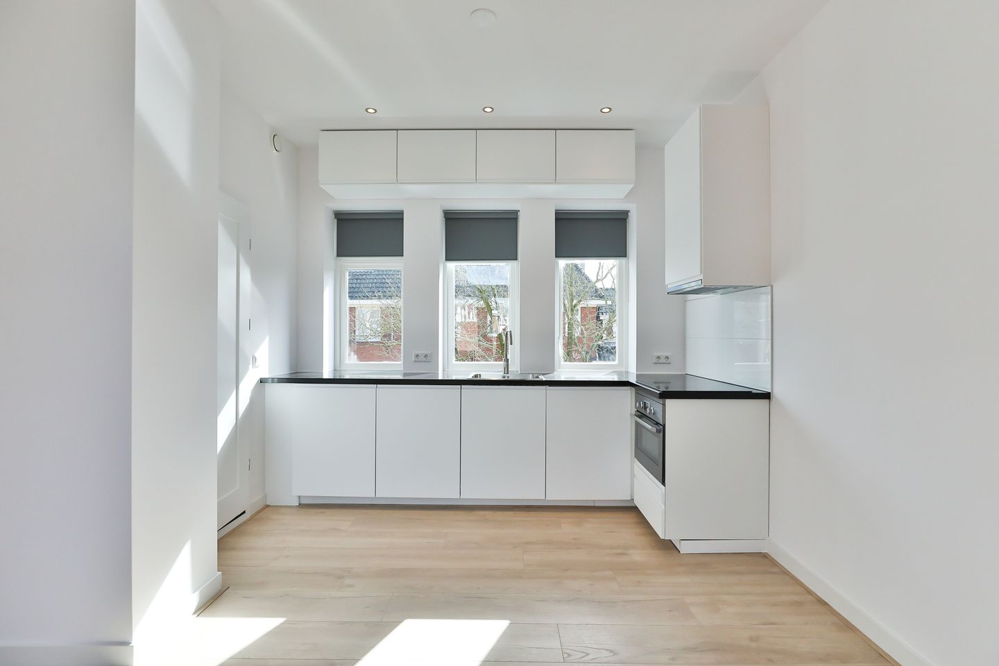 Photo 65 of Hamburgerstraat 20-B