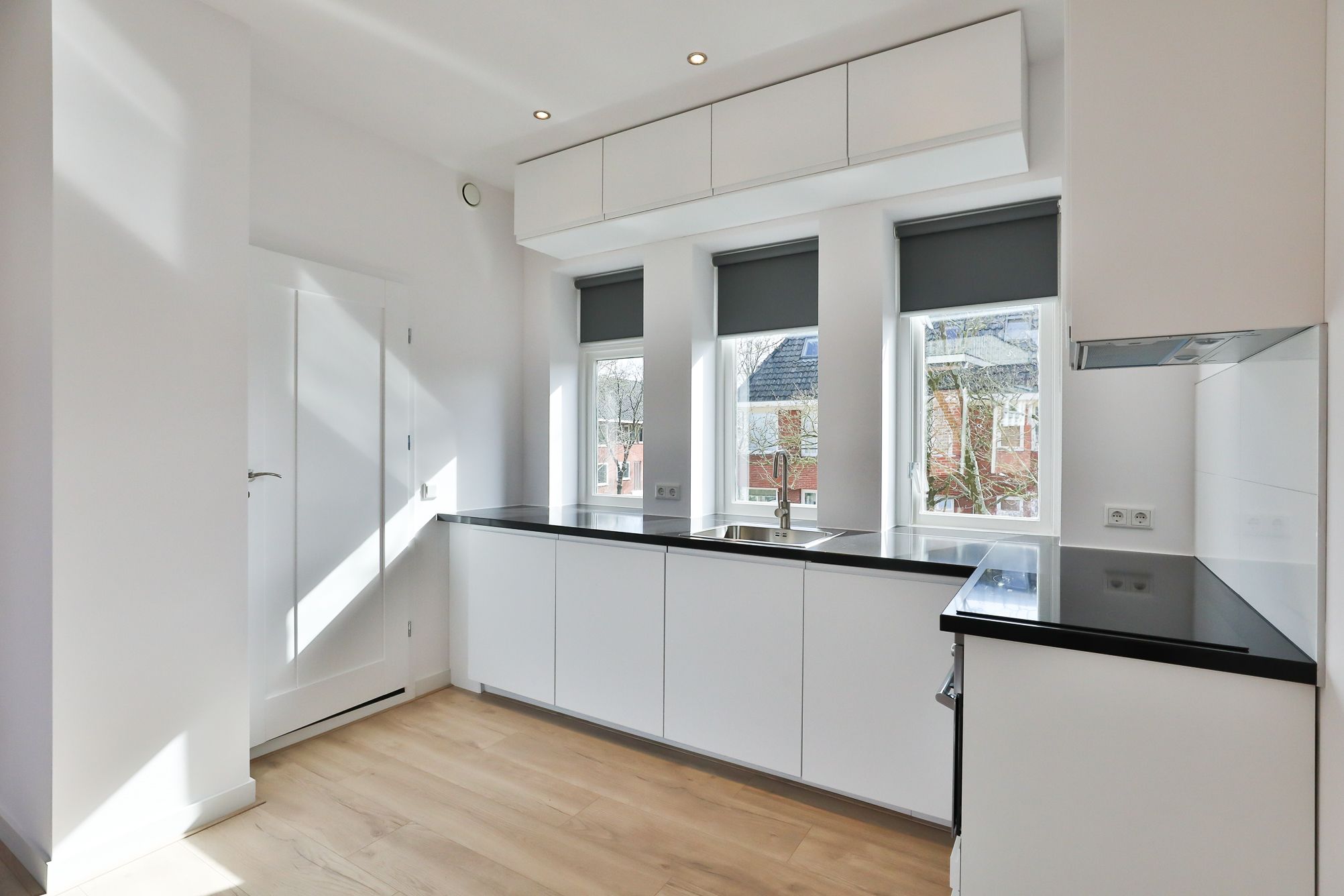 Photo 66 of Hamburgerstraat 20-B