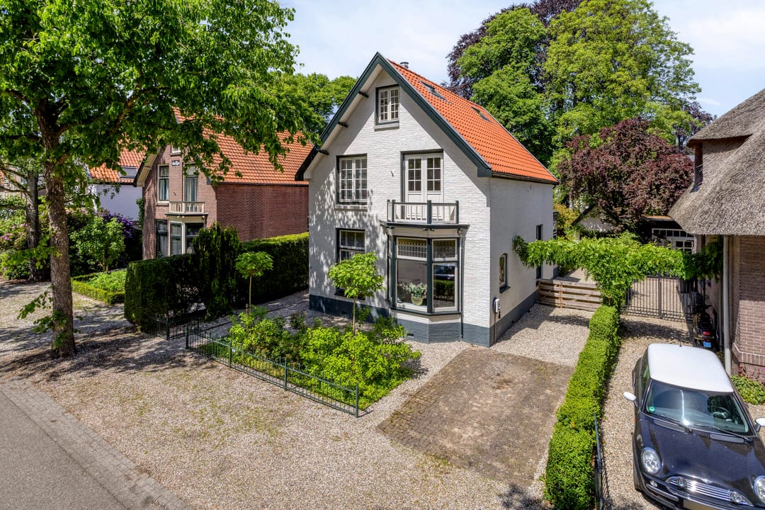 Photo 61 of Koningin Hortenselaan 6
