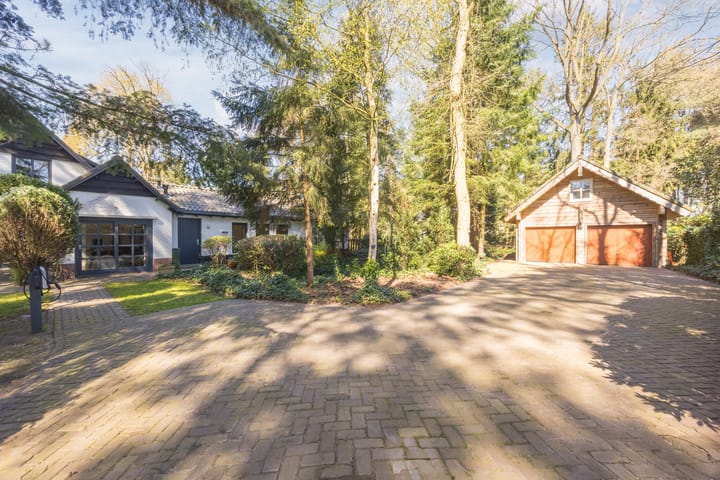 Foto 4 van Dennenlaan 12