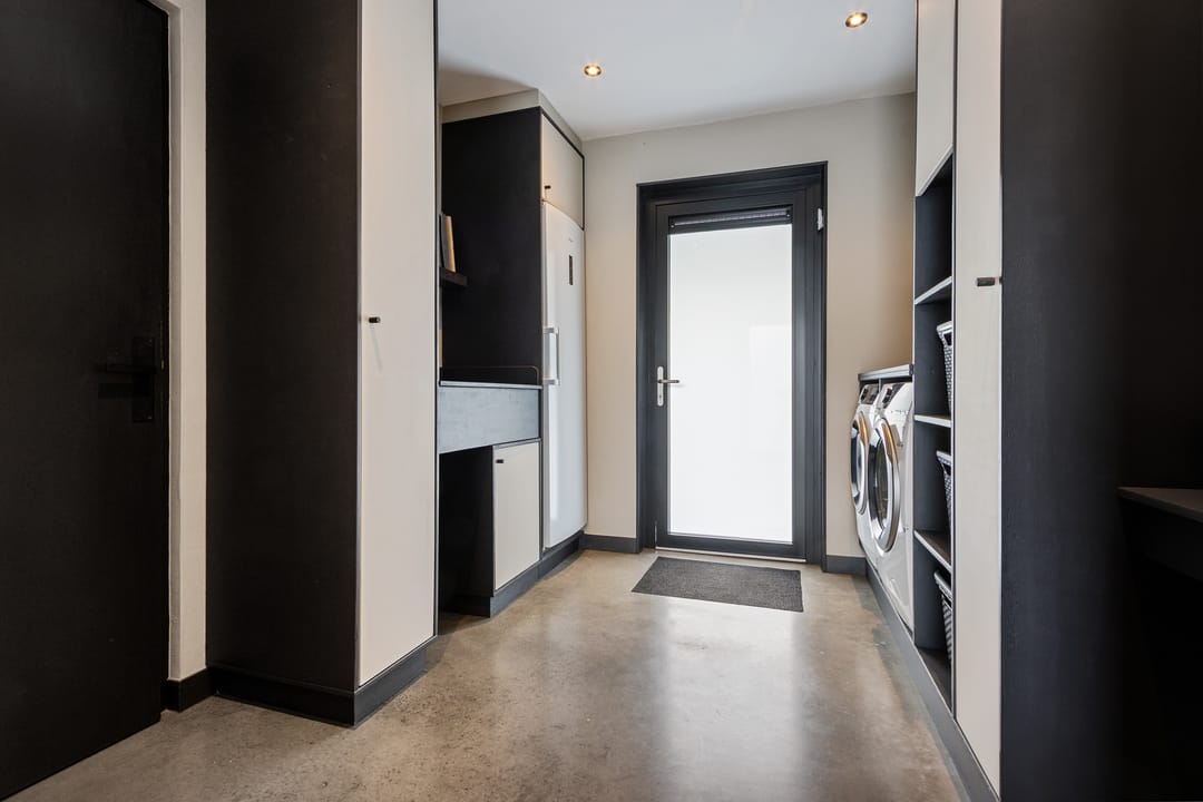 Completely Renovated Corner Home with Heated Pool and Garage in Central Emmeloord — 23