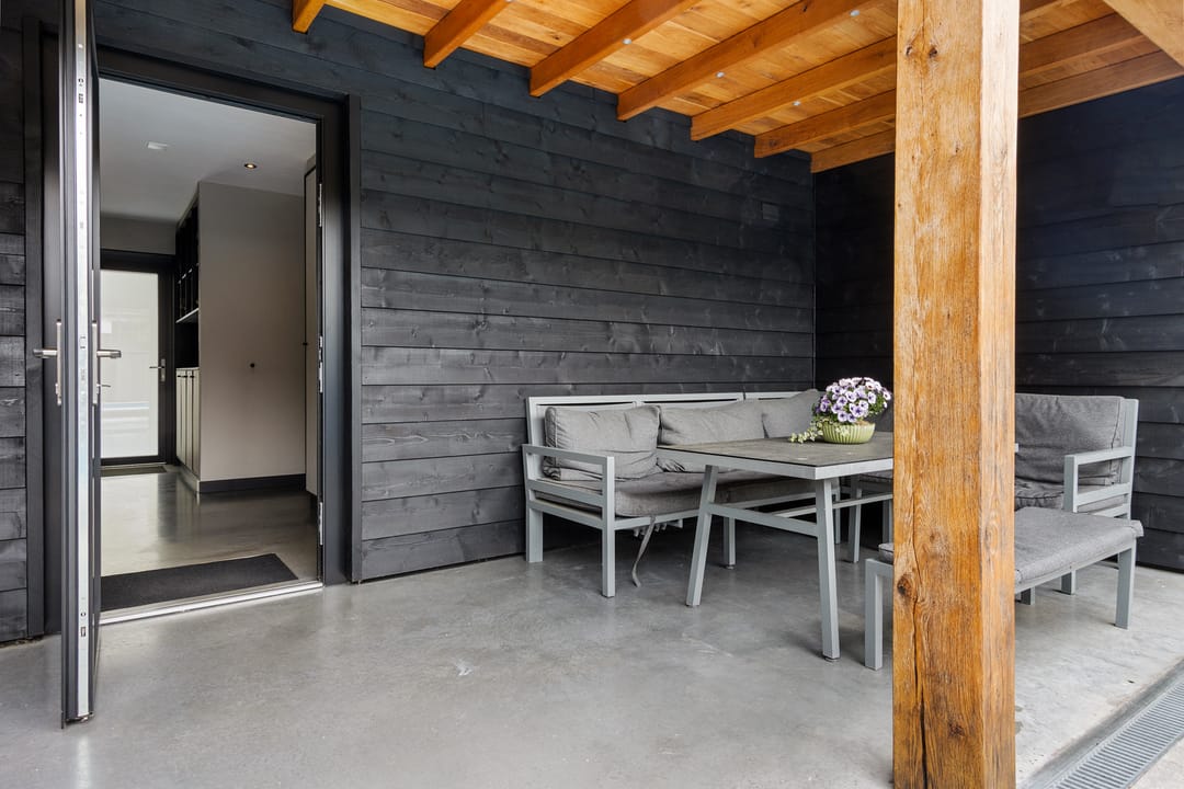 Completely Renovated Corner Home with Heated Pool and Garage in Central Emmeloord — 41