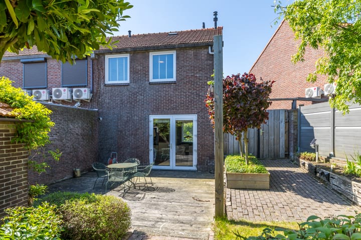 Photo 2 of Bergstraat 16