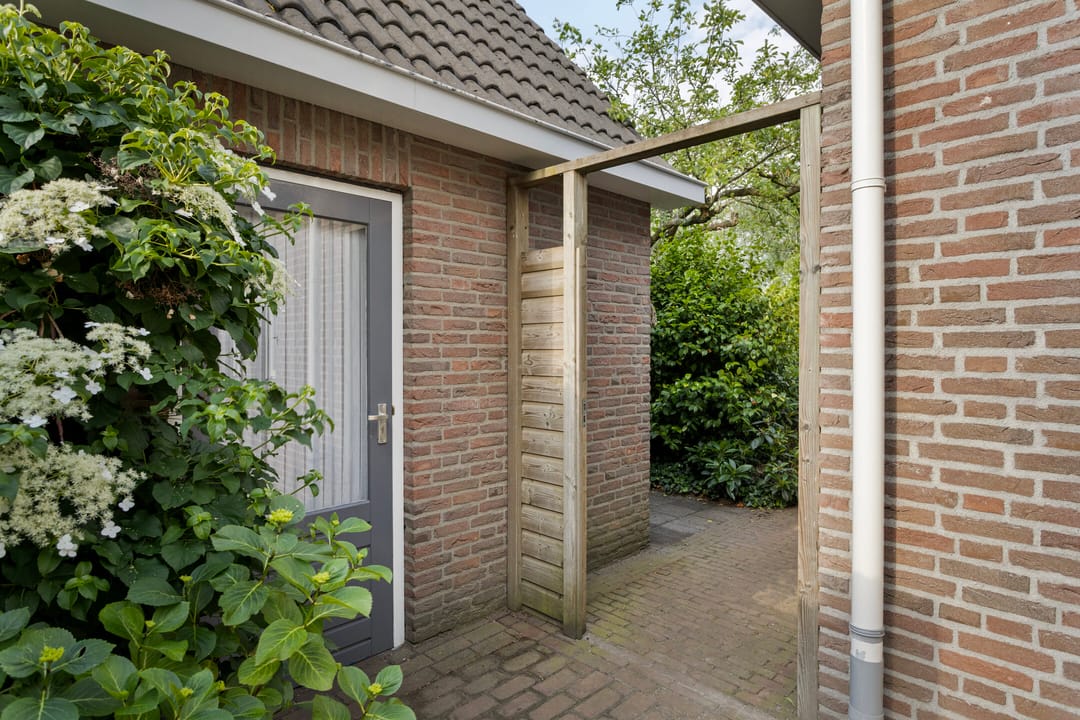 Foto 46 van Hoff van Hollantlaan 11