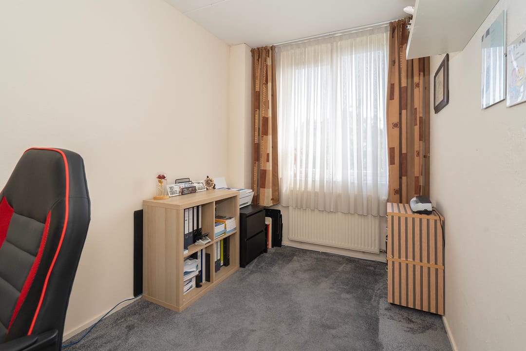 Photo 32 of Mantingestraat 39