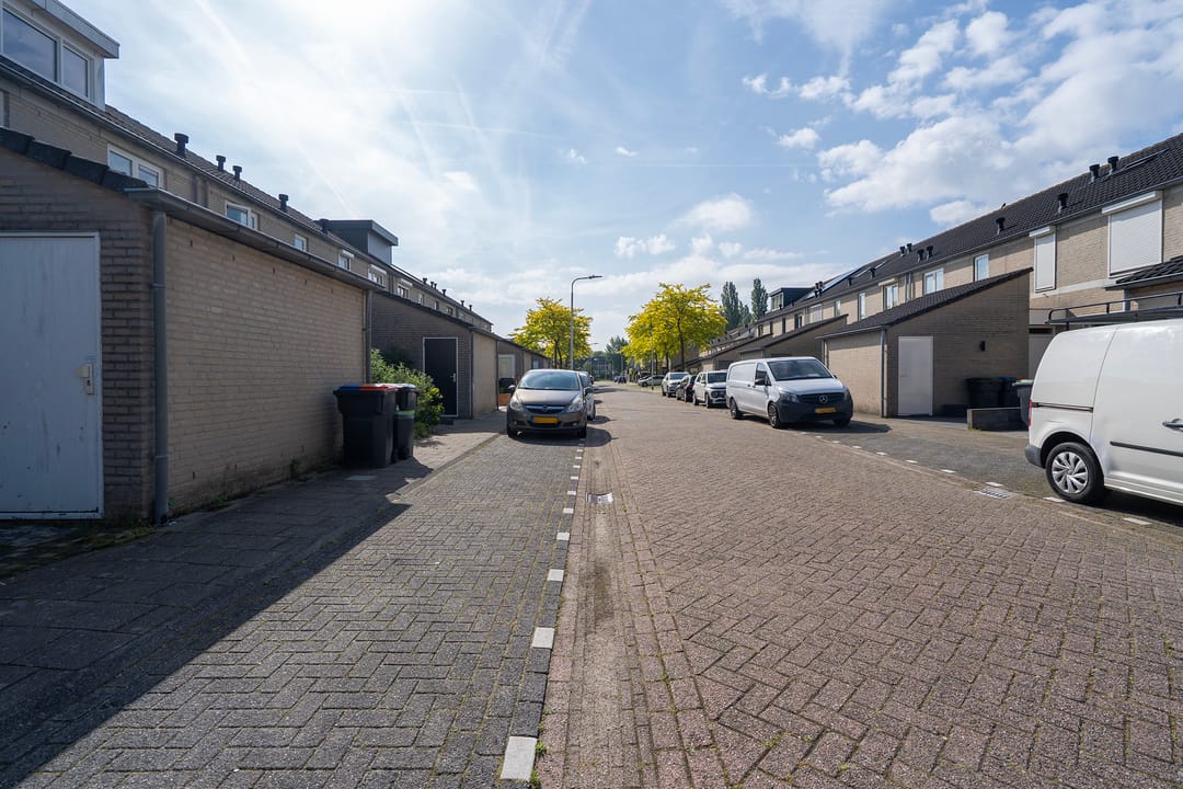 Photo 41 of Mantingestraat 39