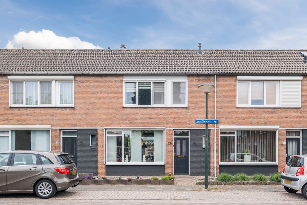 Photo 1 of van Diemenstraat 26