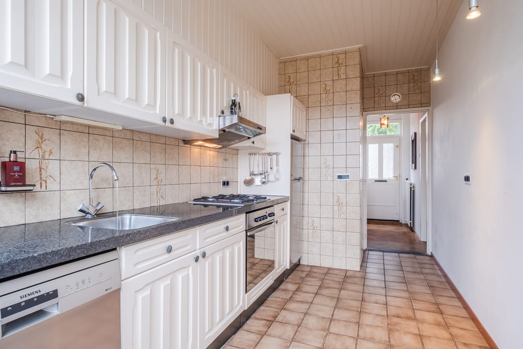 Photo 11 of van Diemenstraat 26