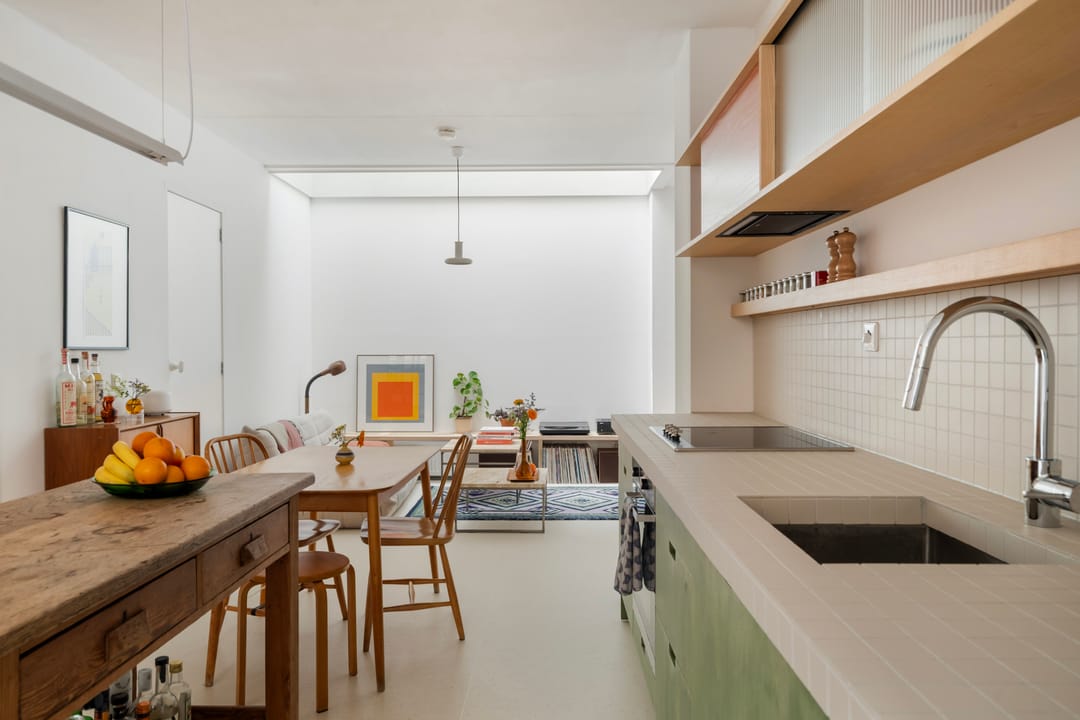 Renovated terraced house with west-facing terrace and private parking in historic Delfshaven — 16