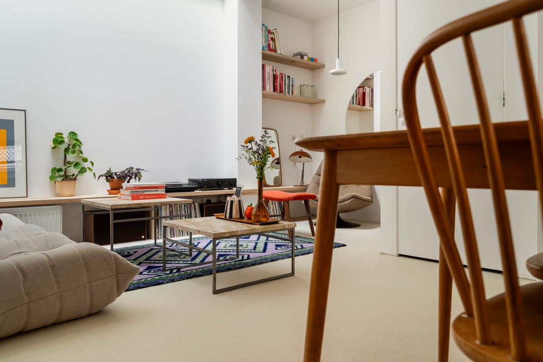 Renovated terraced house with west-facing terrace and private parking in historic Delfshaven — 11