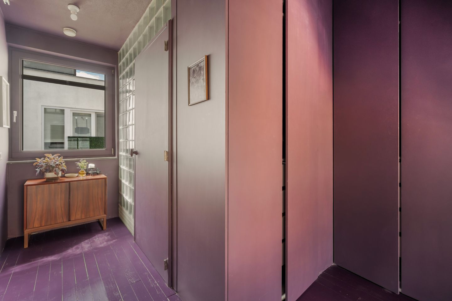 Renovated terraced house with west-facing terrace and private parking in historic Delfshaven — 44