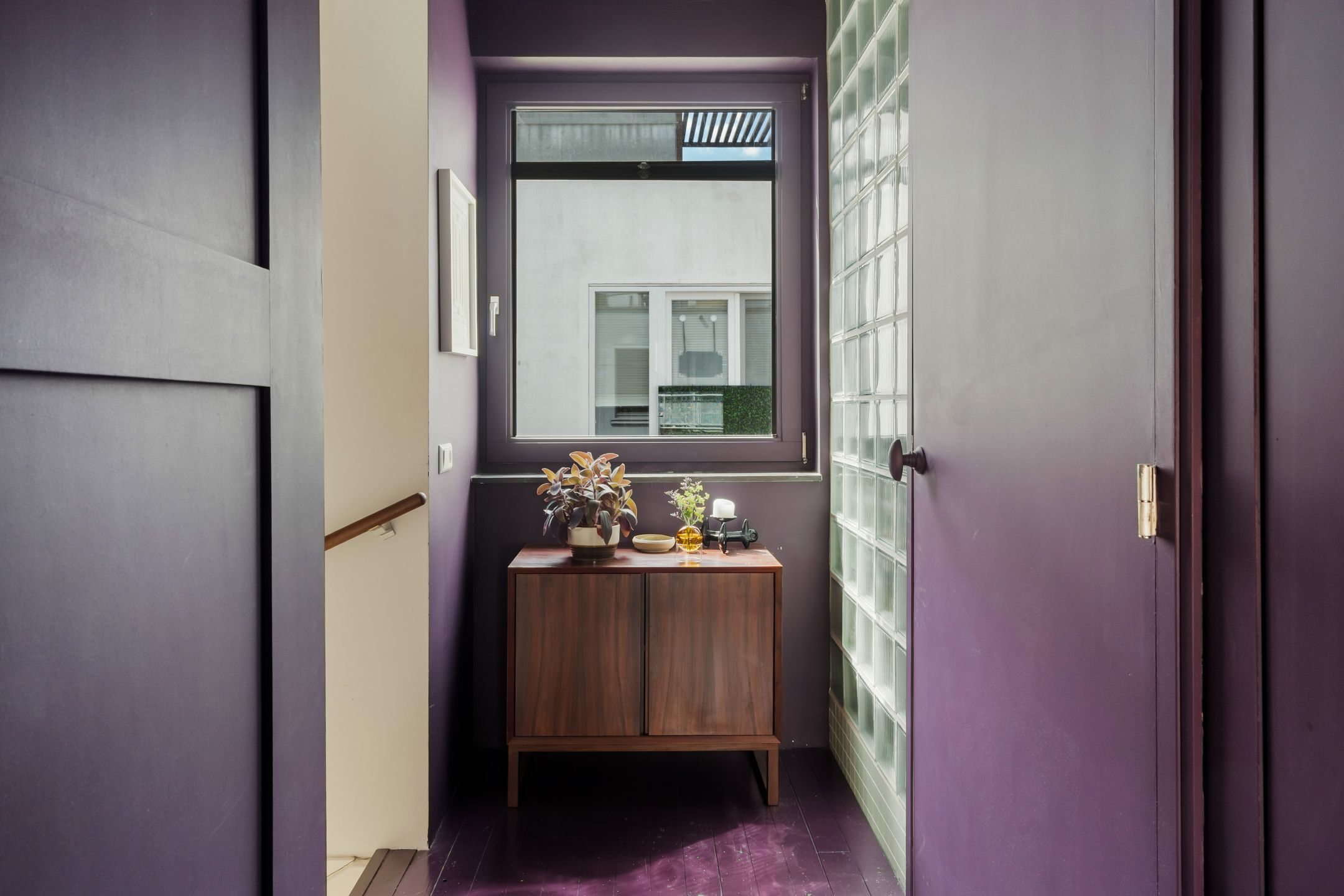 Renovated terraced house with west-facing terrace and private parking in historic Delfshaven — 45