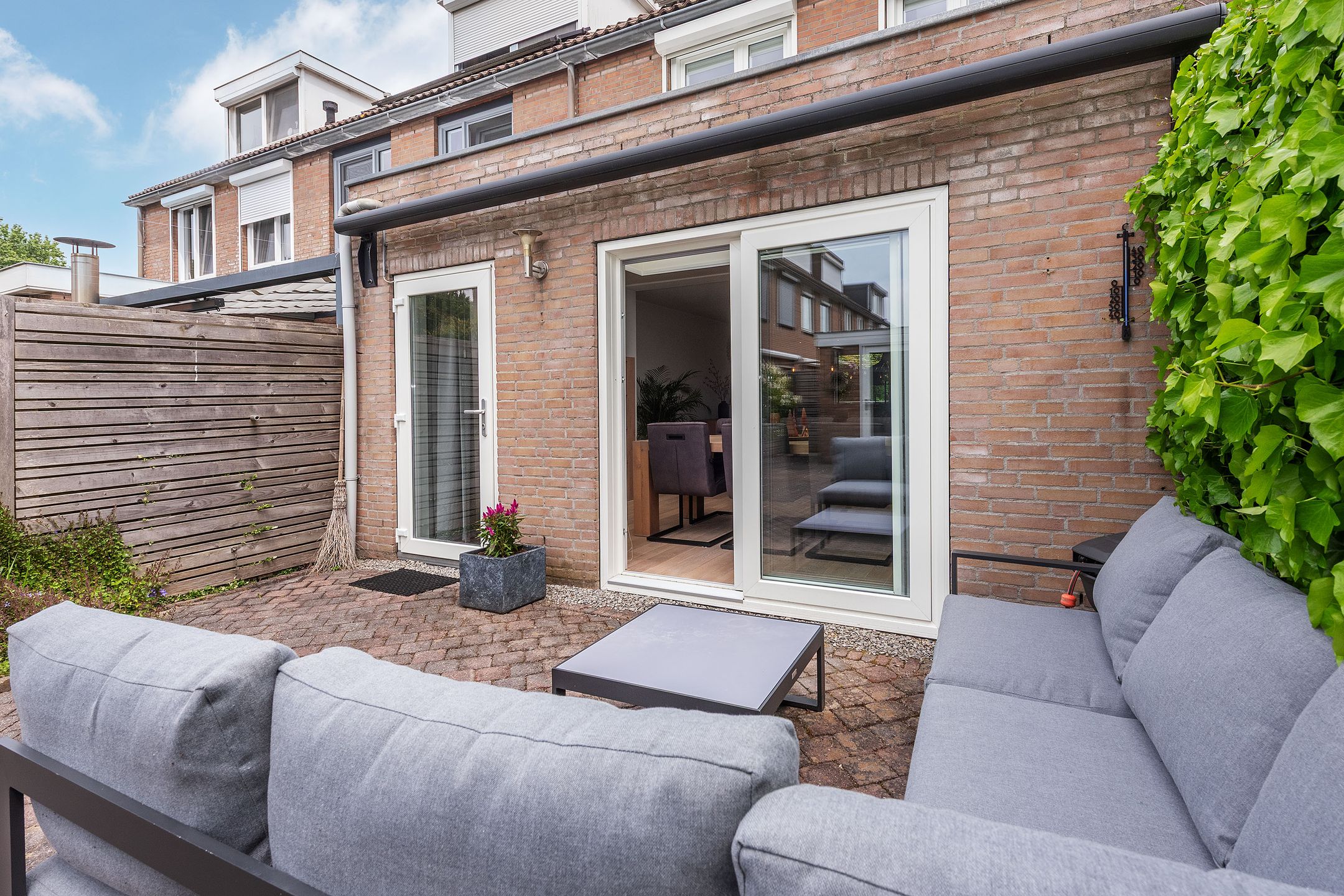 Photo 6 of Huygensstraat 2