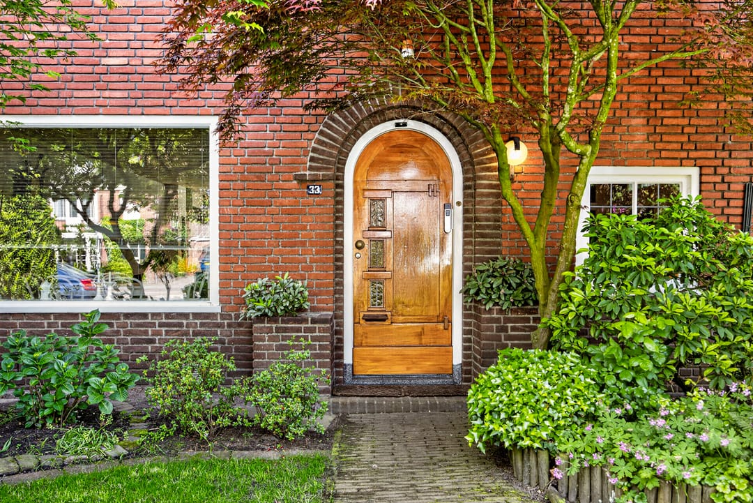 Photo 8 of Bornsestraat 33