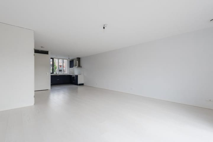 Tussenwoning te koop: Terschellingkade 162, Amersfoort