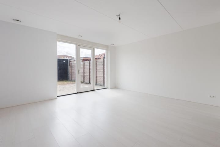 Tussenwoning te koop: Terschellingkade 162, Amersfoort