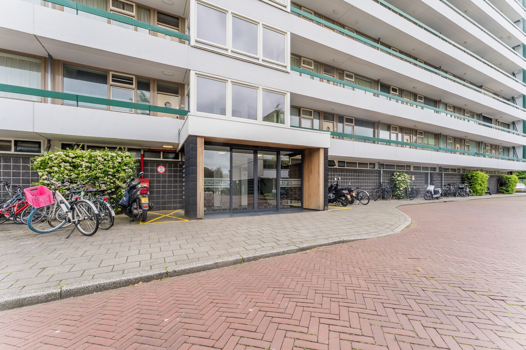 Tiengemeten 79 
