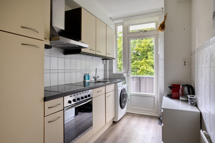 Foto 4 van Brucknerstraat 45