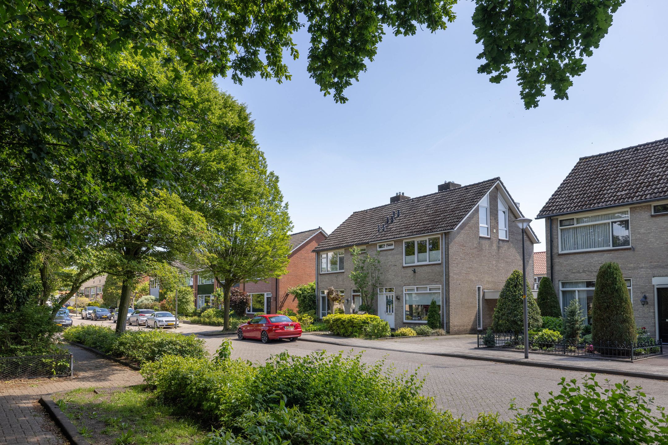 Photo 33 of Goudenregenstraat 29