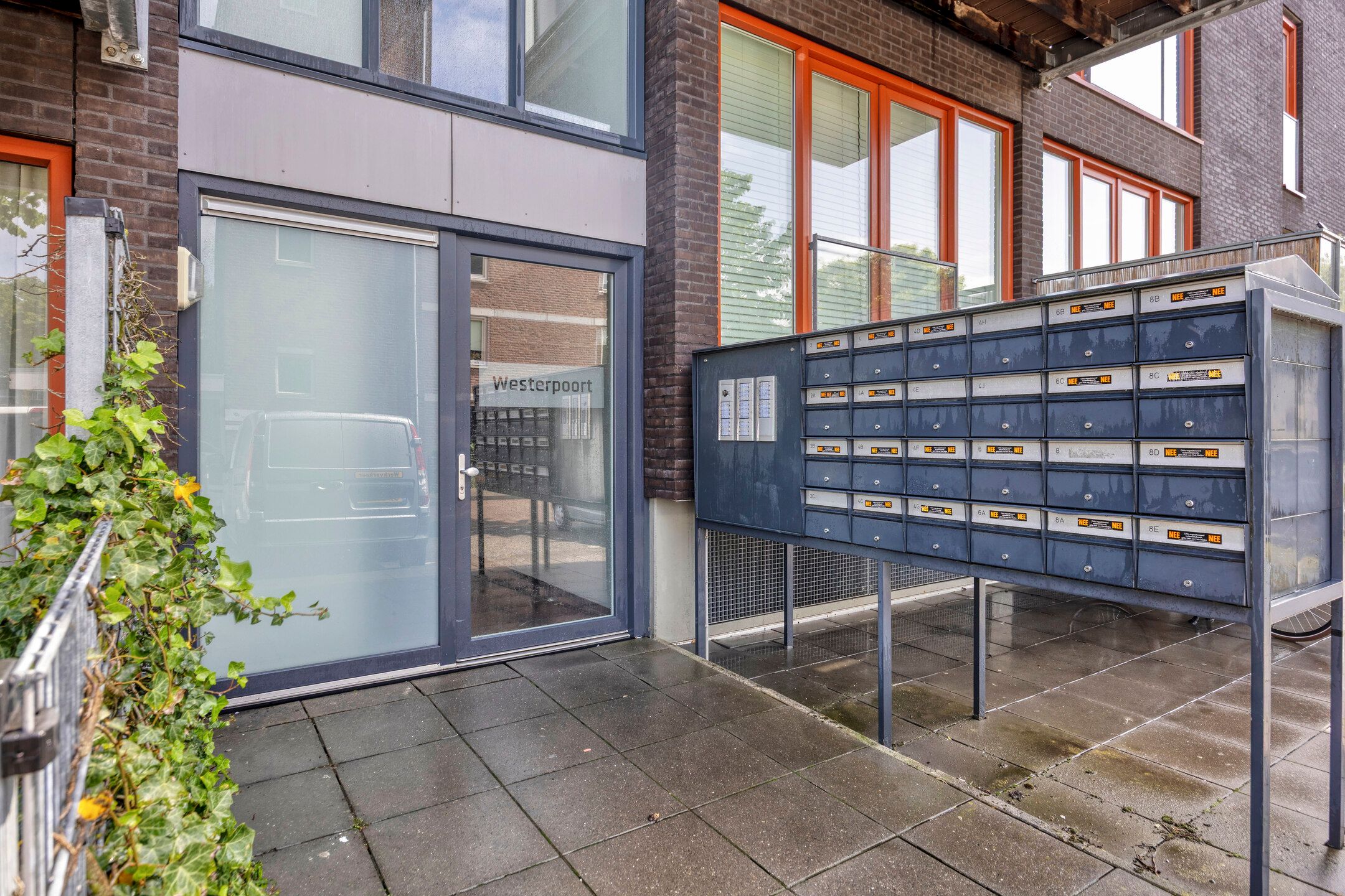 Photo 6 of Kamperfoeliestraat 12-F