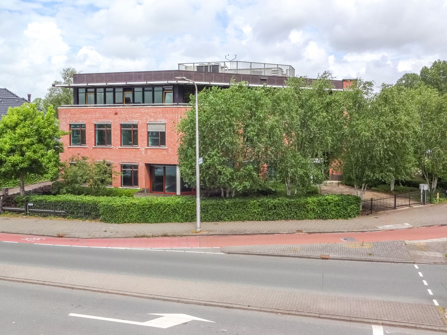 View photo 1 of Handweg 159