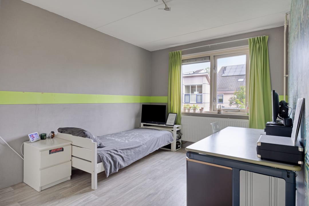 Photo 17 of Vogelwikke 37