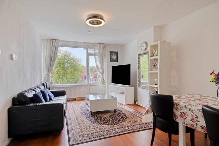 Photo 2 of Sloterweg 89-B