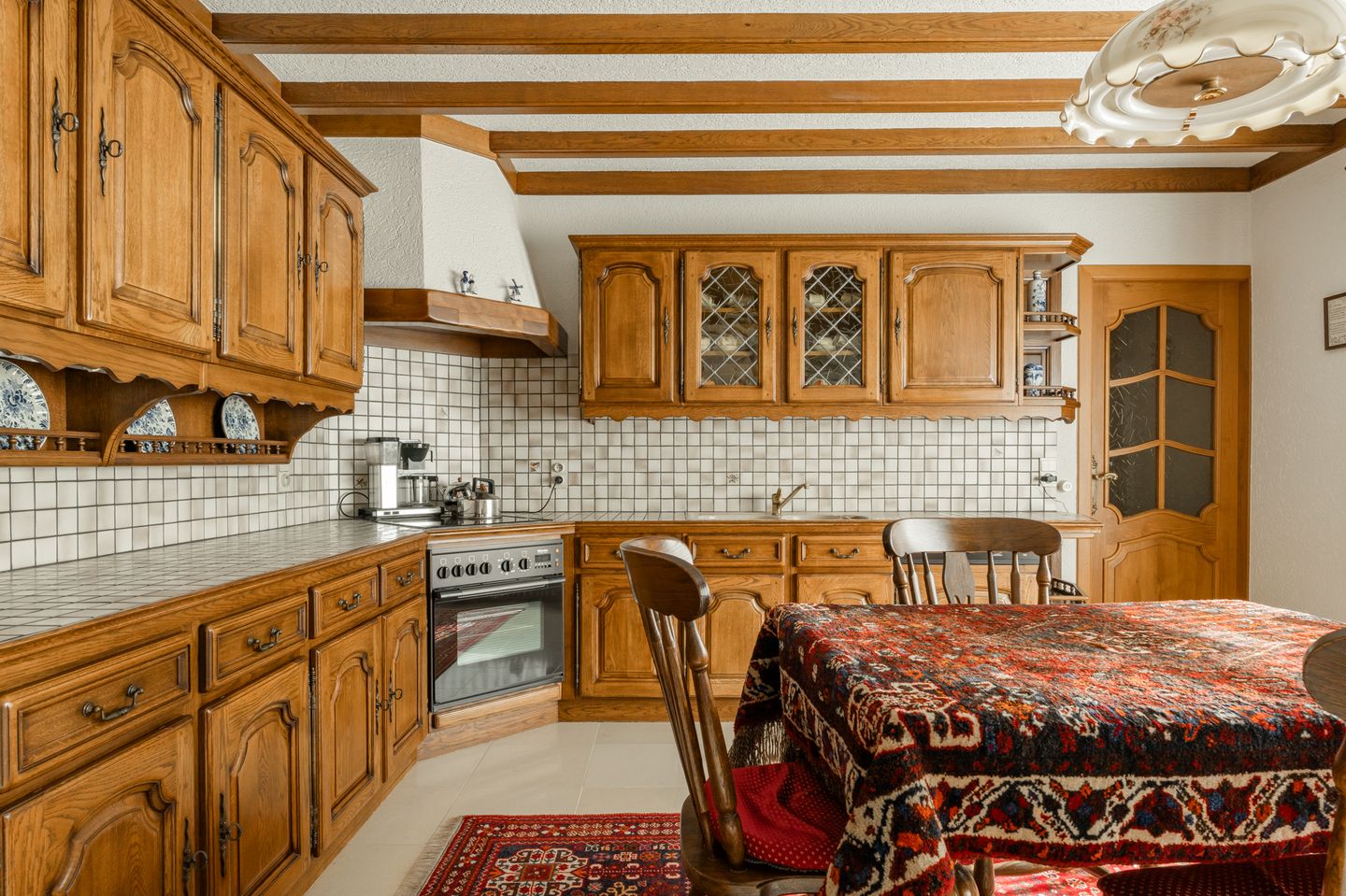 Spacious Bungalow with Large Plot Near the Dutch Border — 29