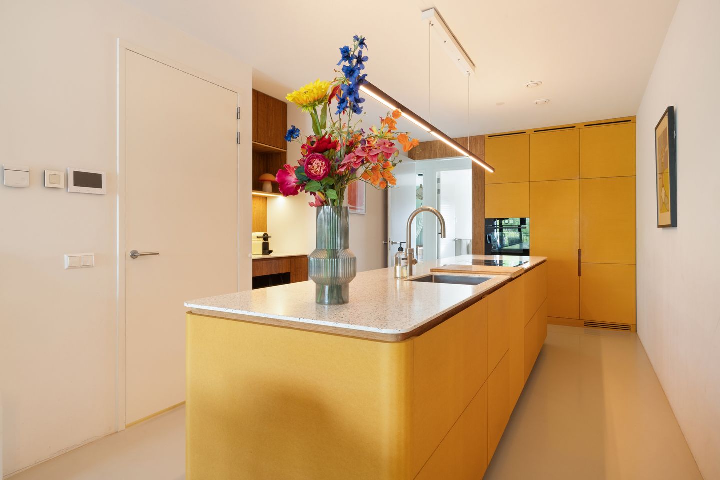 Luxurious 3-Room Apartment with Water View on Wiborgeiland — 10