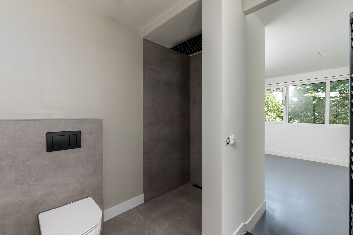 Modernized 4-Bedroom Corner Home with Roof Terrace in Almere Muziekwijk — 50