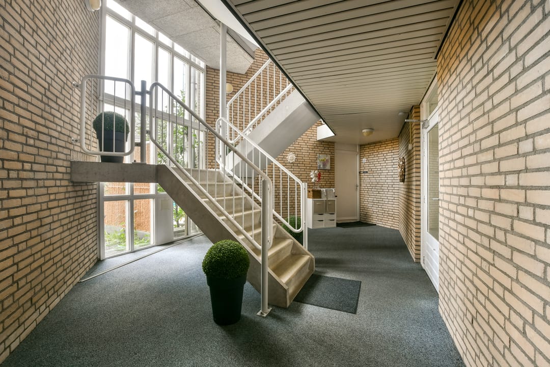 Spacious Move-In Ready Apartment with Sunny Balcony in Popular Postwijk Neighborhood — 26