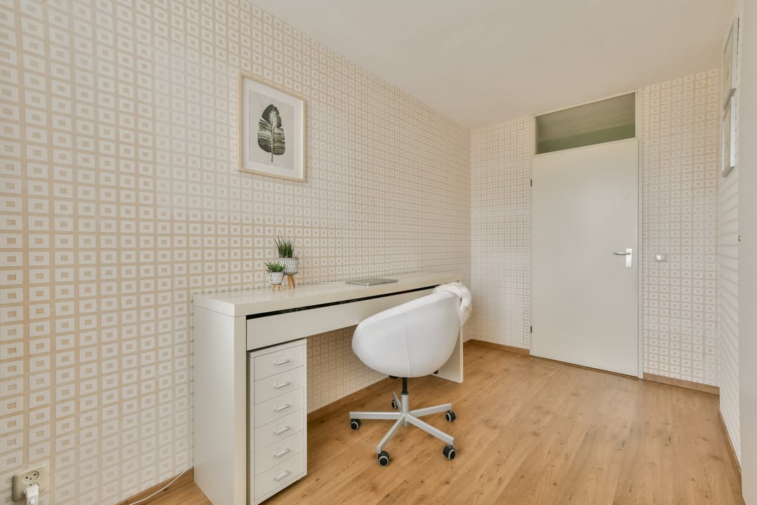 Spacious Move-In Ready Apartment with Sunny Balcony in Popular Postwijk Neighborhood — 22