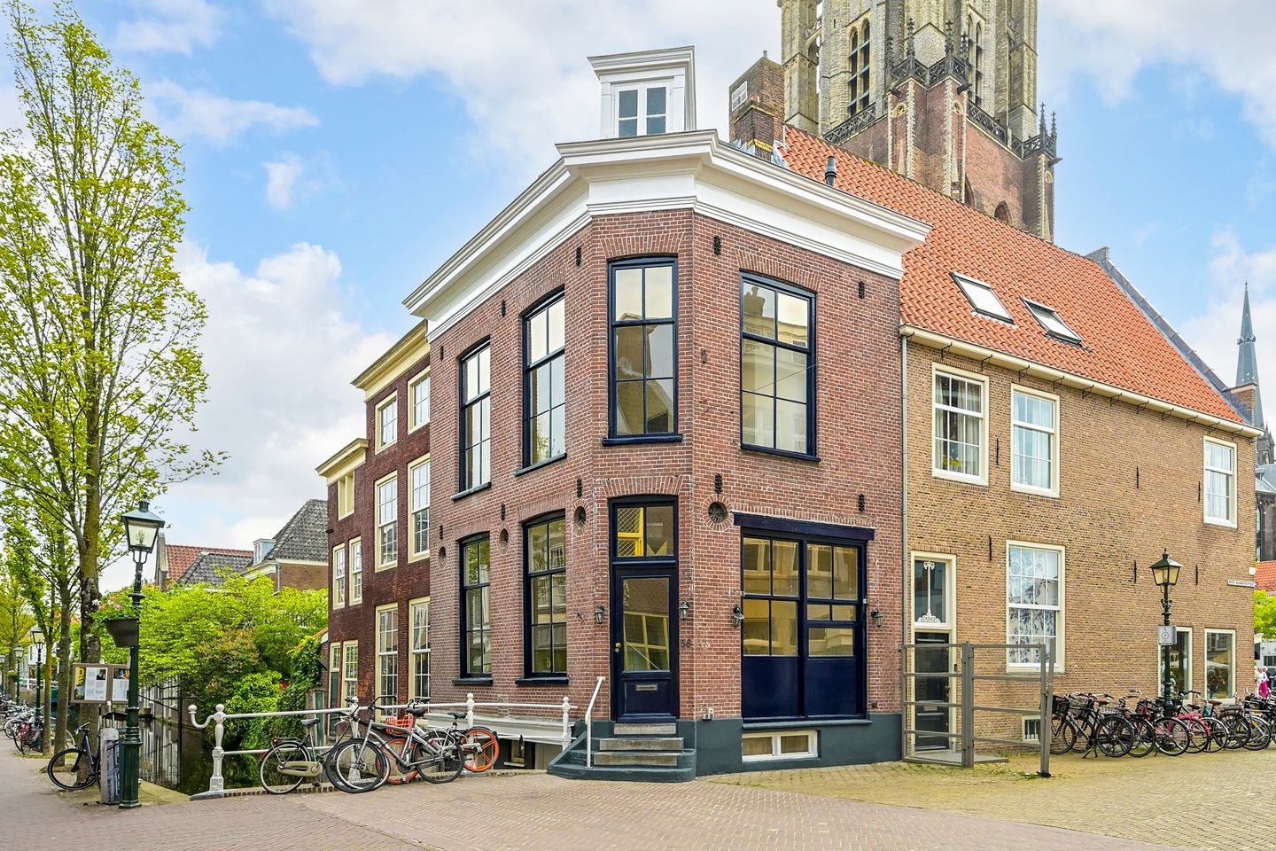 Bekijk foto 3 van Markt 58