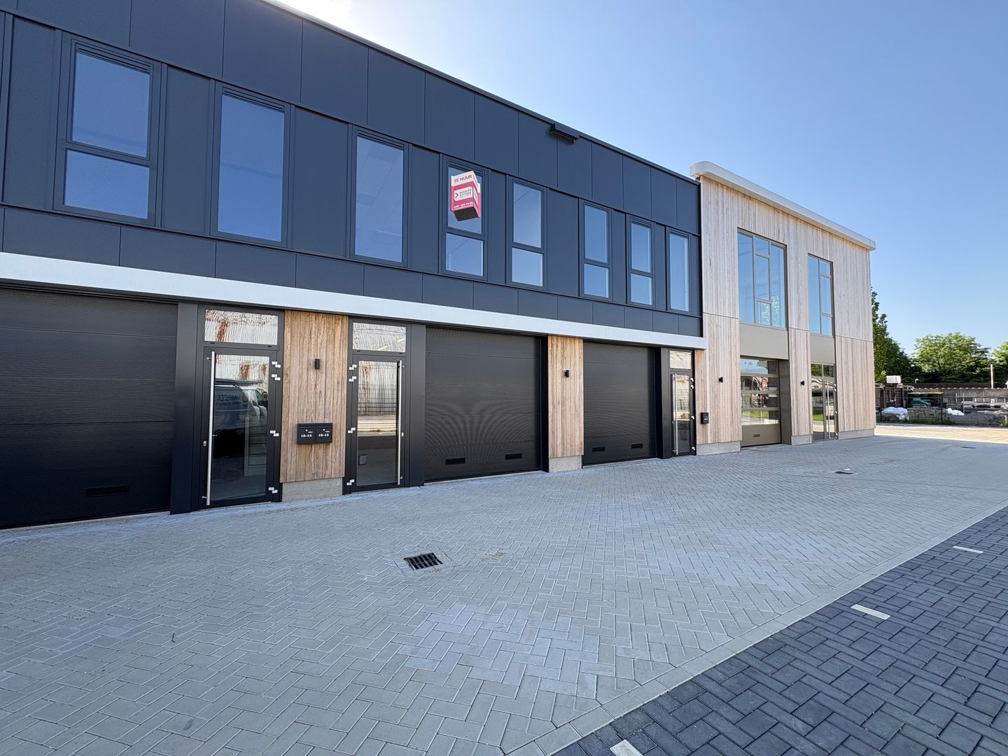Bekijk foto 1 van Kruisbroeksestraat 18-13