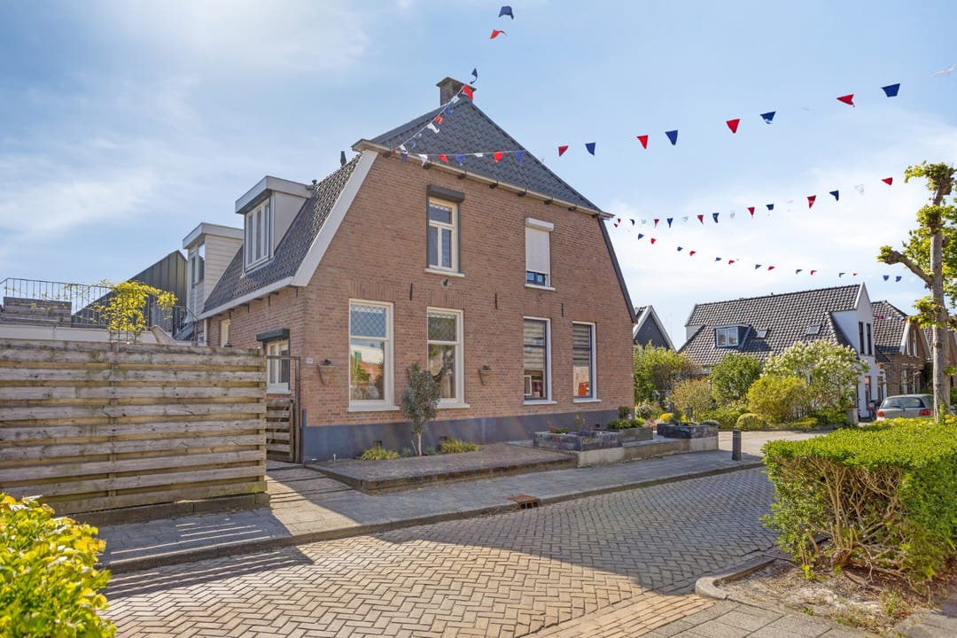 Foto 1 van Dorpsweg 88