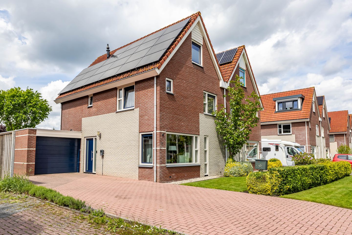 Photo 1 of Veenmoslaan 7