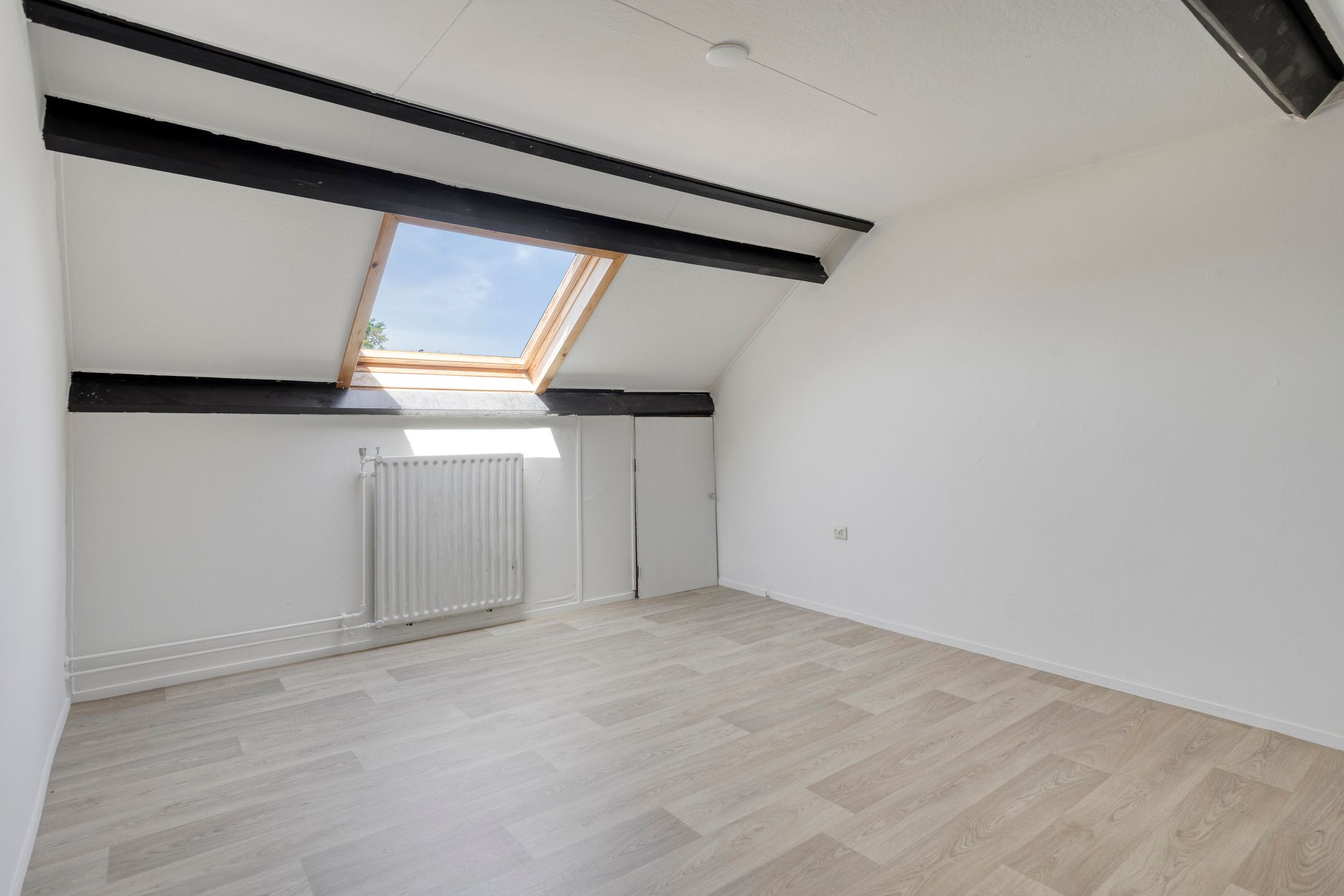 Spacious Family Home with Four Bedrooms in Child-Friendly Uden Neighborhood — 24