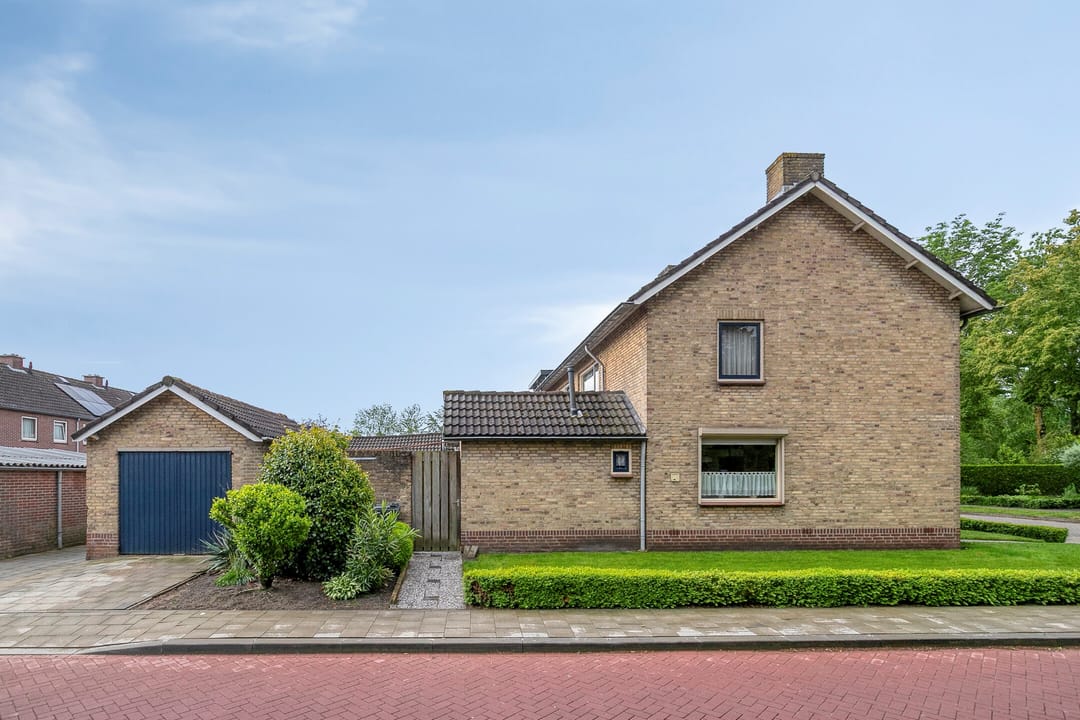 Photo 38 of Jan van Amstelstraat 80