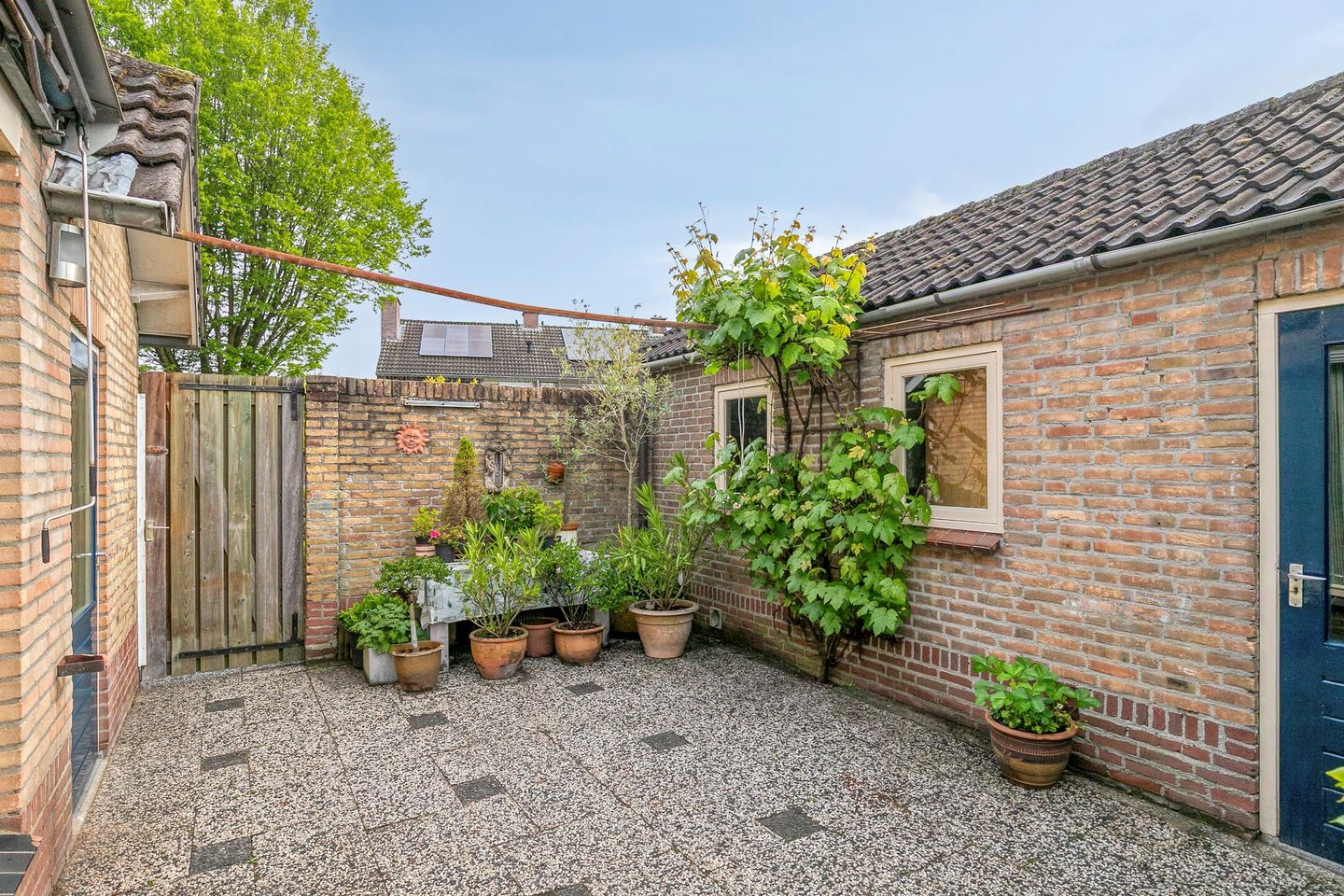 Photo 34 of Jan van Amstelstraat 80