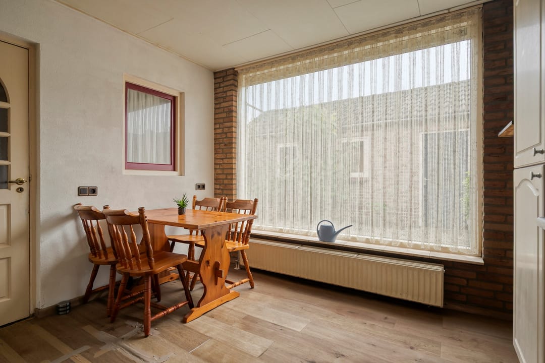 Photo 13 of Jan van Amstelstraat 80