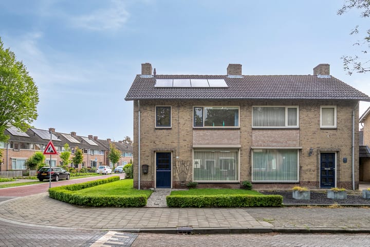 Photo 3 of Jan van Amstelstraat 80