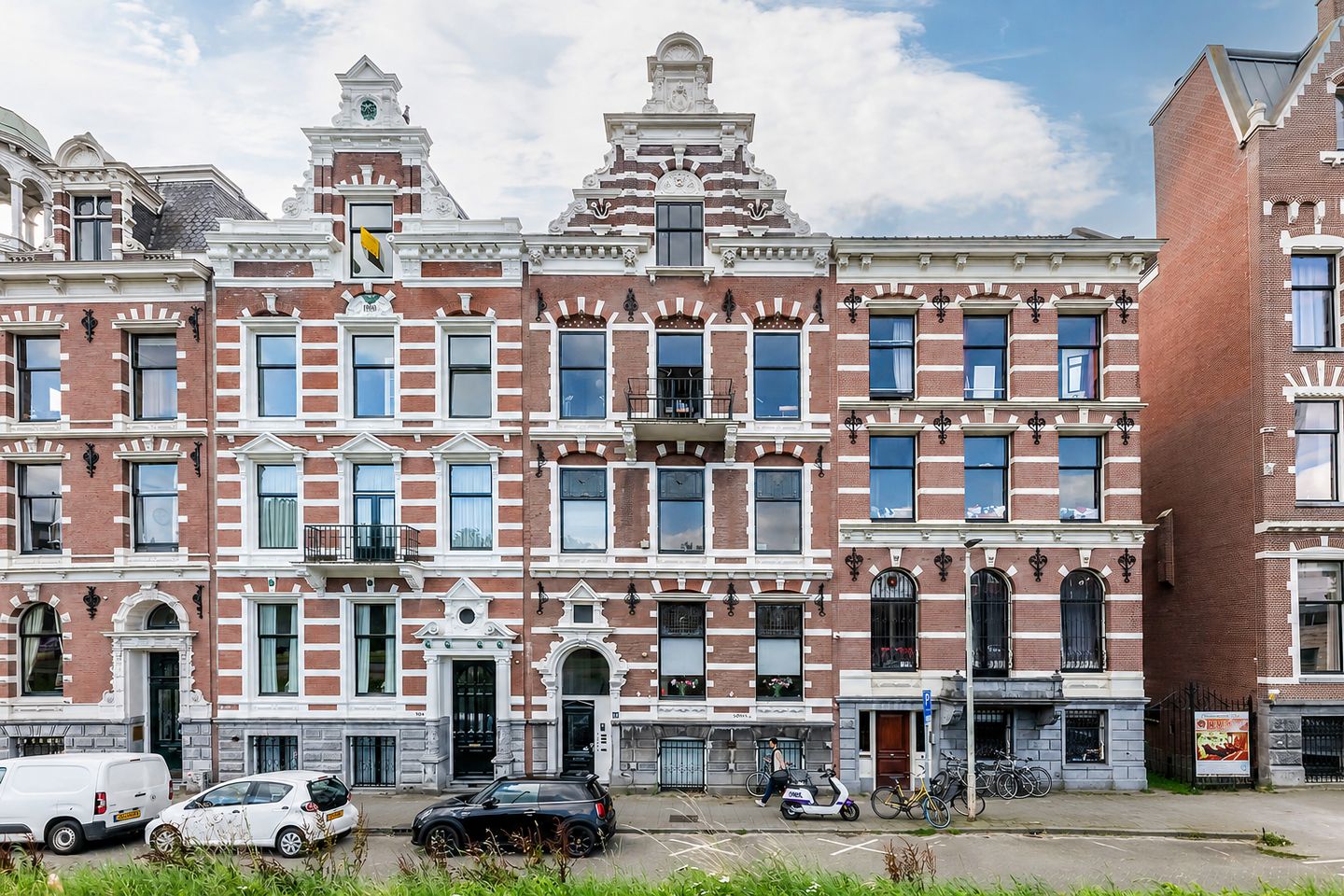 Bekijk foto 1 van Westzeedijk 106