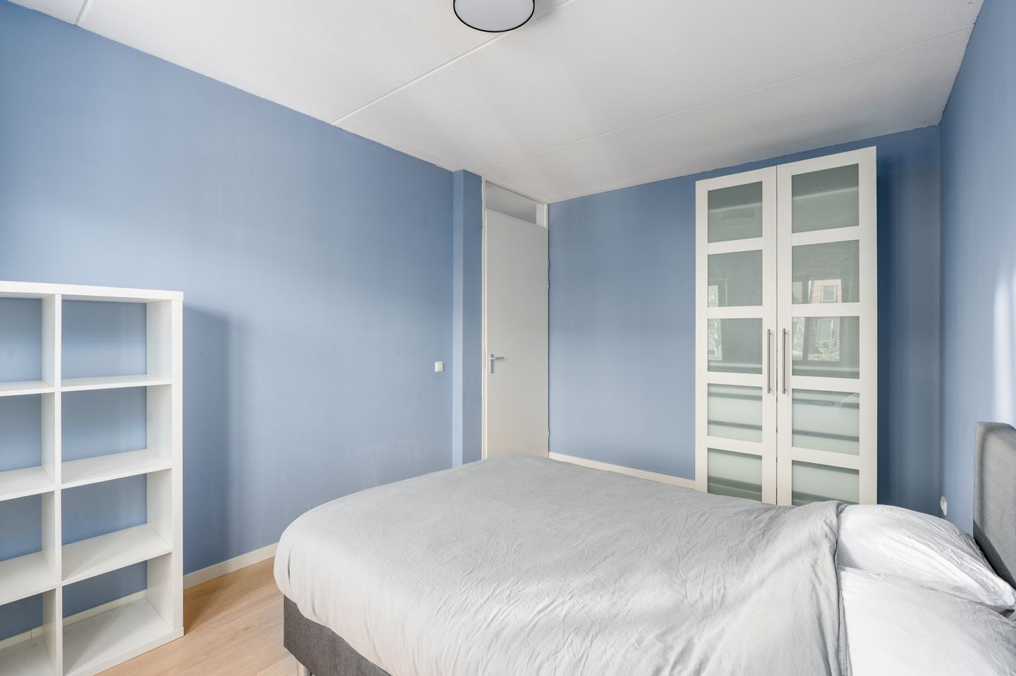Spacious Five Room Family Home with Modern Kitchen in Almere Poort — 29