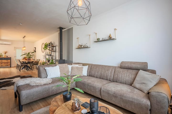 Tussenwoning te koop: Emmastraat 5, Landgraaf