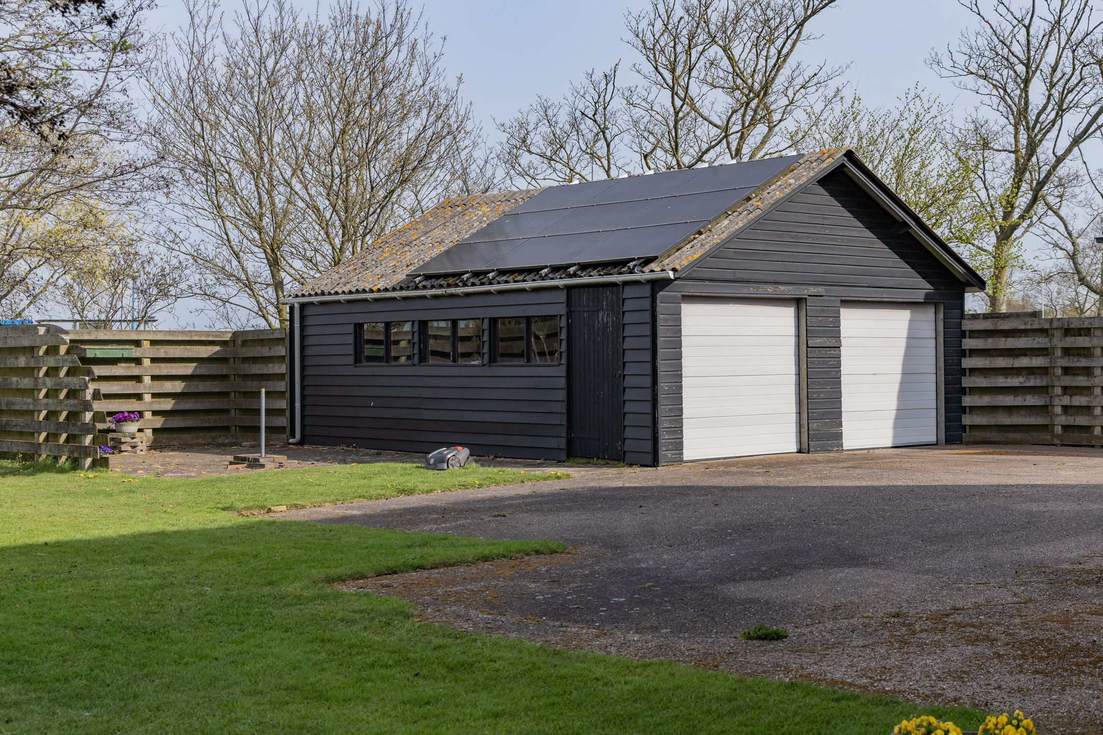Detached Character Home with Panoramic Wadden Sea Views and Flexible Living Options — 21