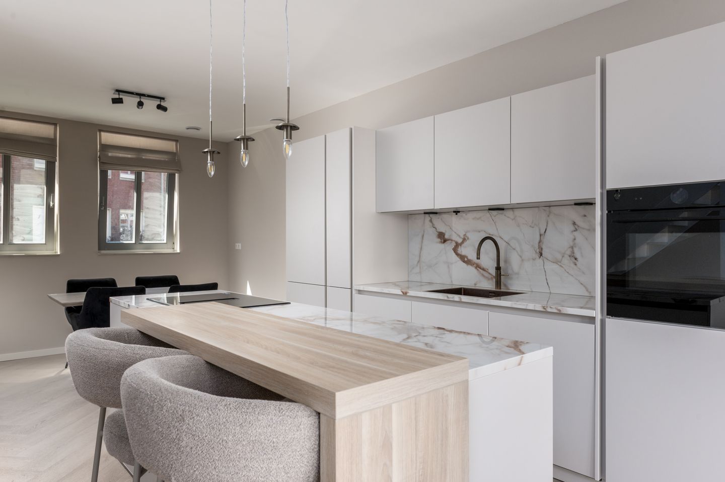 Spacious Five Room Family Home with Modern Kitchen in Almere Poort — 19