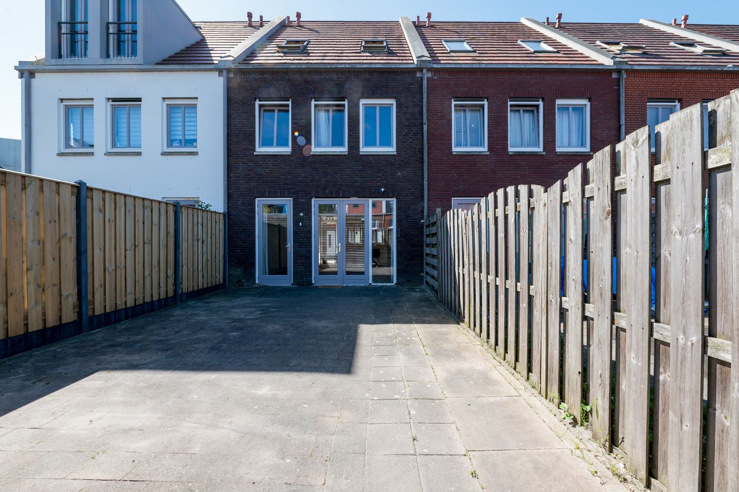 Spacious Five Room Family Home with Modern Kitchen in Almere Poort — 50