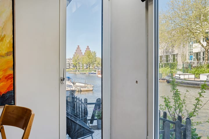 Appartement te koop: Bilderdijkkade 804, Amsterdam