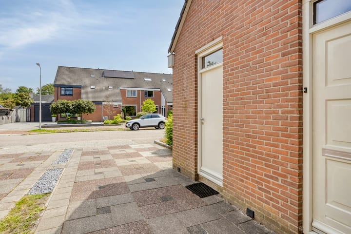 Foto 5 van Vrijheidsplaat 14