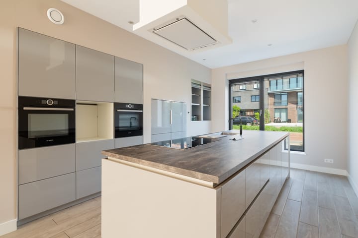 Tussenwoning te koop: Dagpauwooglaan 79, 'S-Gravenhage